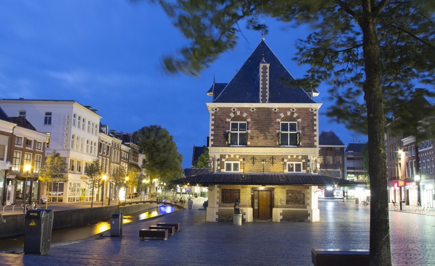 De Waag Leeuwarden, te zien in Leeuwarden